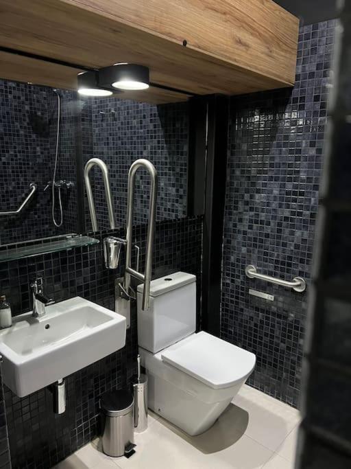 Appartement Japanese Style 9 Person Flat, Close To Alhambra
